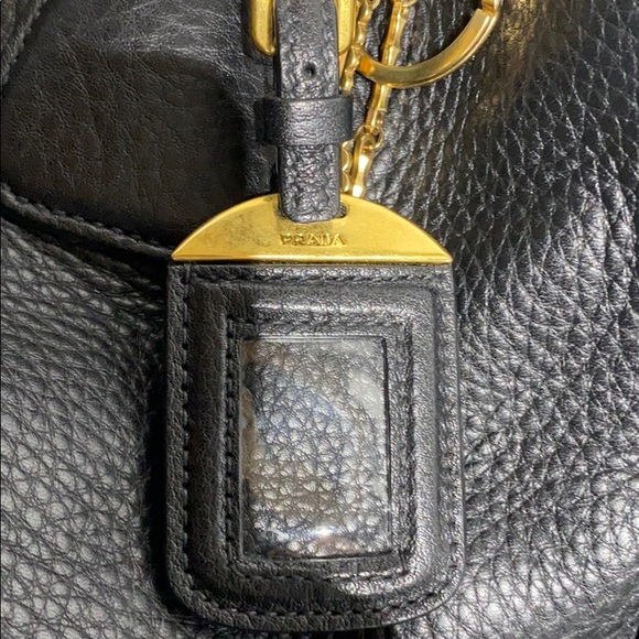 Prada 
Black Vitello Daino Leather Tote Bag - Picture 5 of 14